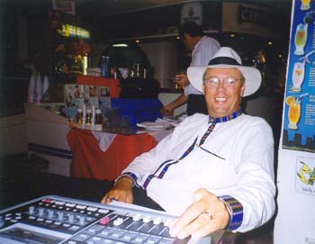 013 Glad ljudtekniker på Tenerife
